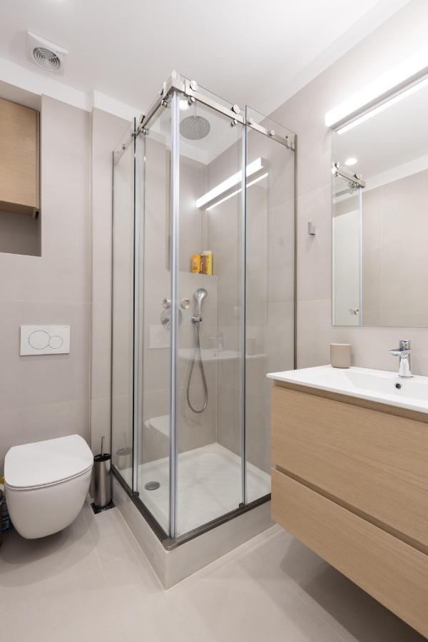 Wonderful Central Athens 2 Bedroom 2 Bath Sleeps 8 Dış mekan fotoğraf